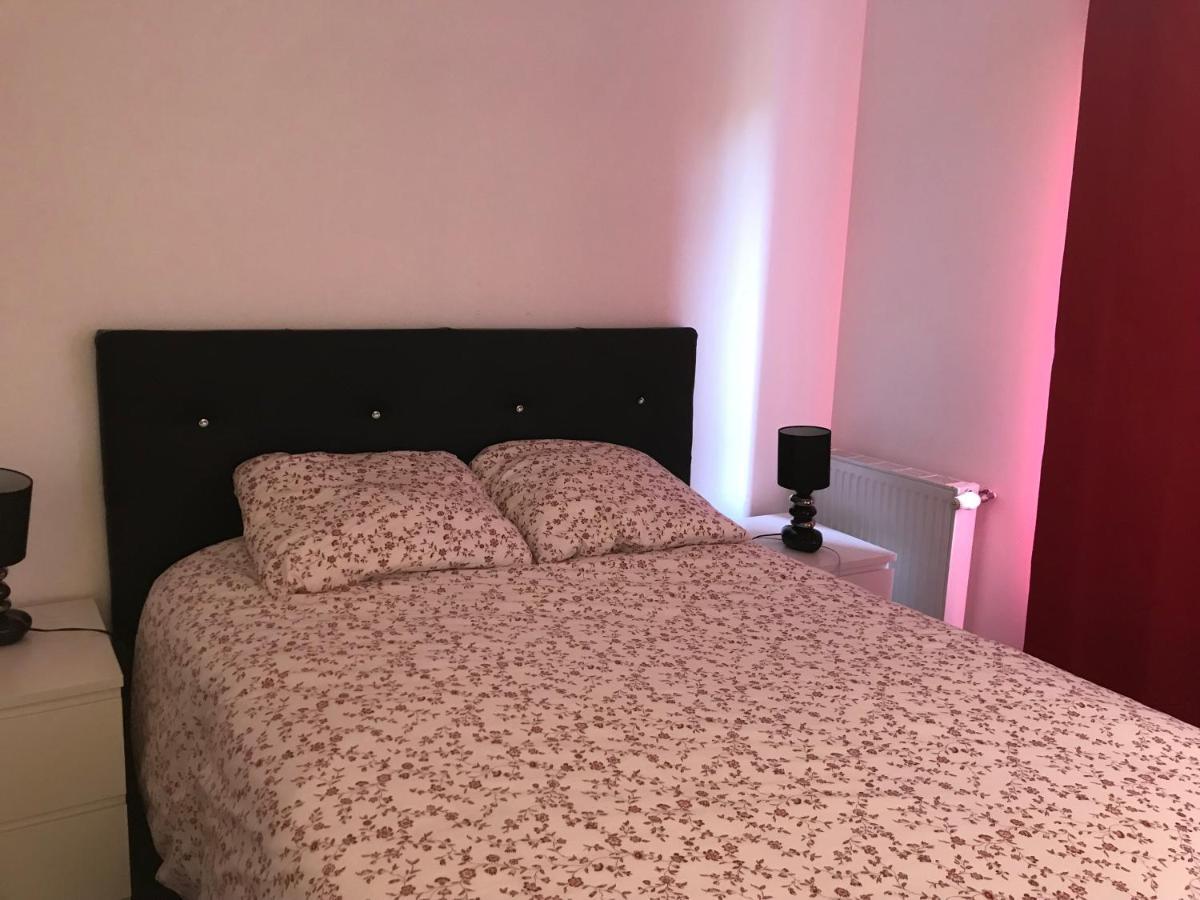 Chambre D'Hote Disneyland Esprit Биси Сен Жорж Екстериор снимка
